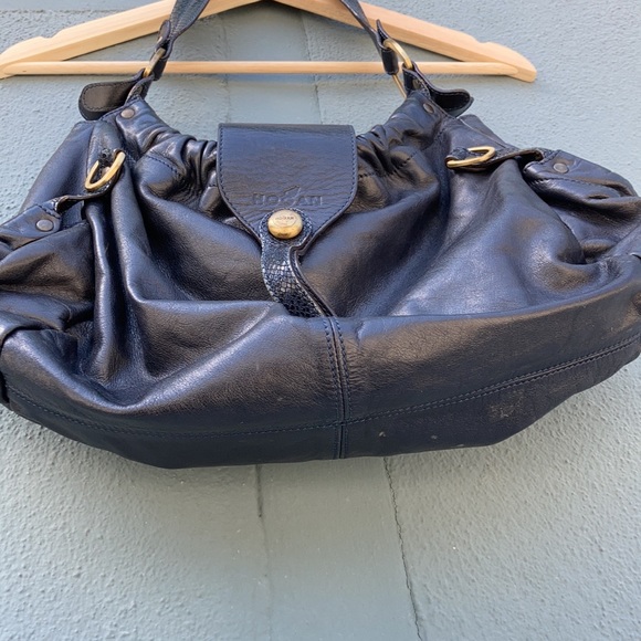 Hogan Navy Blue Butter Leather Shoulder Bag - Picture 11 of 14